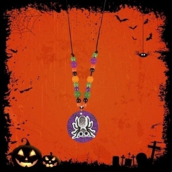 Halloween Spider Fingerprint Necklace Craft Kits - Picture 1 of 2